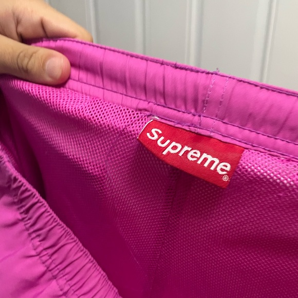 Supreme Gradient Pants - Picture 2 of 3